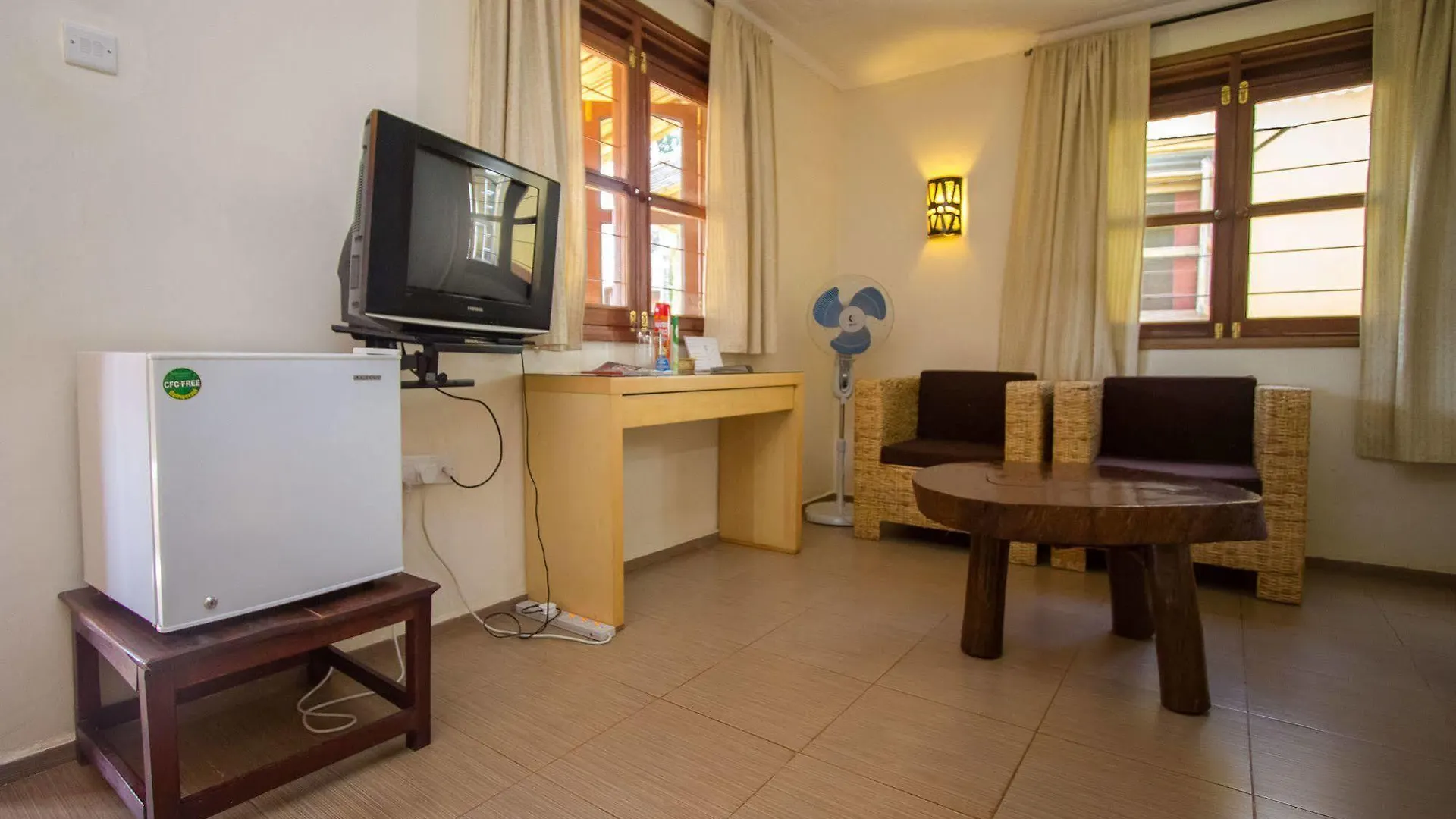 2 Friends Guest House Jinja Hotel